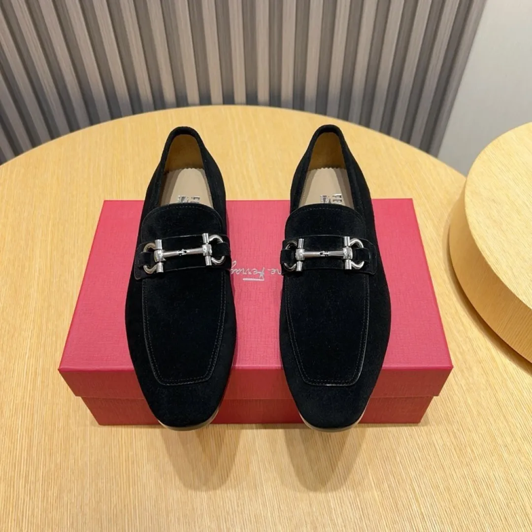 Factory P620💰🔥《Ferragamo》👏Latest•High-end top brand luxury~purchasing agent, top~quality. New fashionable business men's shoes🔜The uppers are made of original cashmere cowhide➕cowhide·lining, with fine workmanship. The original stylish and soft combination wear-resistant and non-slip outsole is light and comfortable on the feet. The real thing looks better in real life. Size: 38/44